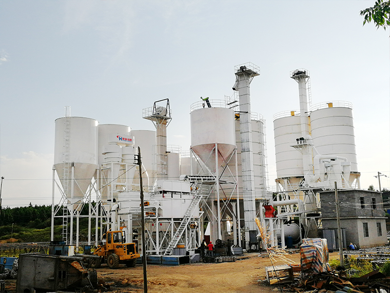 赤壁某電廠年產20萬噸電廠脫硫雷蒙磨粉機項目